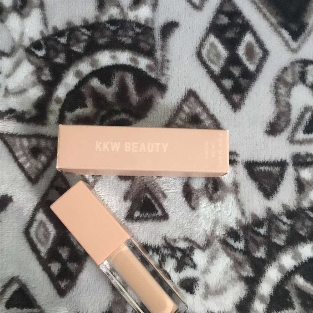 KKW Concealer